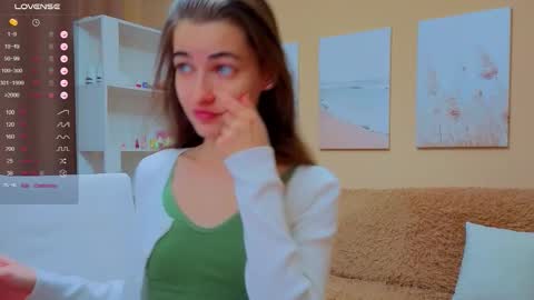 vikiberry online show from 3, 10, 2025