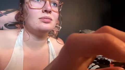 vikingandvixen44 online show from 21, 10, 2025