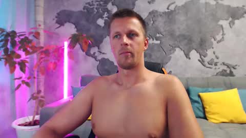 Snapshot of vikingchrisss chatting on 4, 10, 2025 vikingchrisss online show from 4, 10, 2025