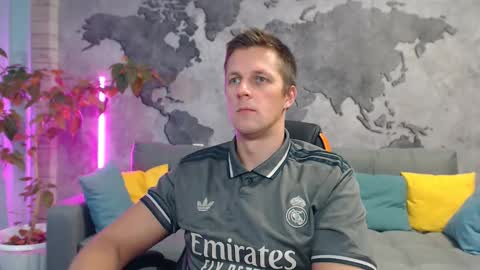 Snapshot of vikingchrisss chatting on 9, 11, 2025 vikingchrisss online show from 9, 11, 2025