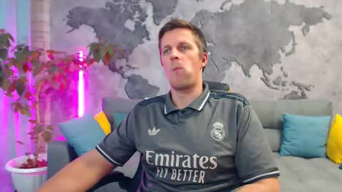 Snapshot of vikingchrisss chatting on 2, 12, 2025 vikingchrisss online show from 2, 12, 2025