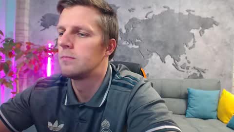 Snapshot of vikingchrisss chatting on 5, 12, 2025 vikingchrisss online show from 5, 12, 2025