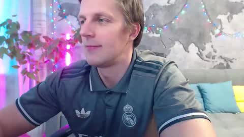 Snapshot of vikingchrisss chatting on 8, 1, 2026 vikingchrisss online show from 8, 1, 2026