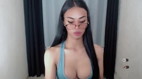 vikkylustfull online show from 10, 2, 2025