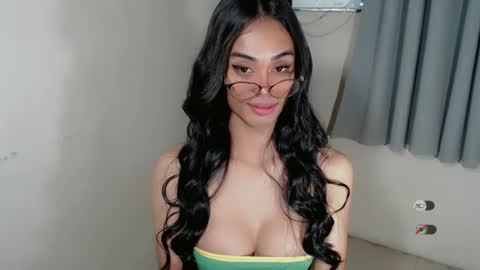 vikkylustfull online show from 8, 3, 2025