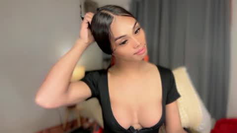 Snapshot of vikkylustfull chatting on 14, 7, 2026 vikkylustfull online show from 14, 7, 2026