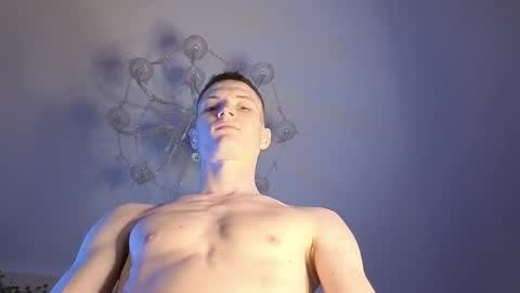 Max online show from 19, 4, 2026