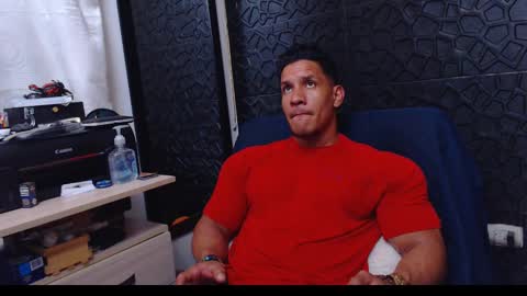 Viktor Herrera online show from 28, 1, 2025