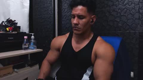 Viktor Herrera online show from 18, 9, 2025