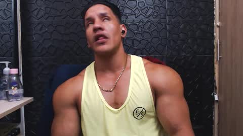 Viktor Herrera online show from 11, 10, 2025