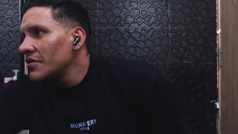 Viktor Herrera online show from 13, 10, 2025