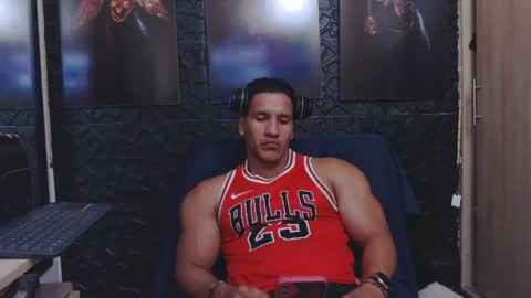 Viktor Herrera online show from 20, 5, 2026