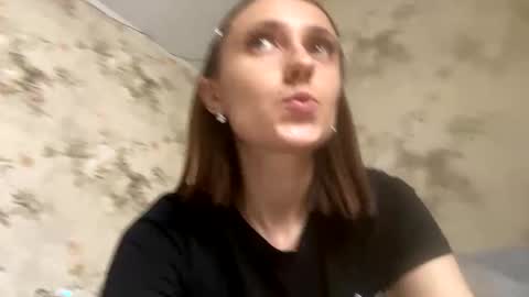 Snapshot of viktoria9898 chatting on 30, 10, 2025 Sweett online show from 30, 10, 2025