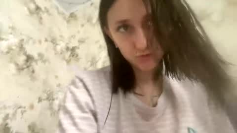 Snapshot of viktoria9898 chatting on 16, 2, 2026 Sweett online show from 16, 2, 2026