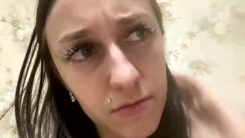 Snapshot of viktoria9898 chatting on 18, 2, 2026 Sweett online show from 18, 2, 2026