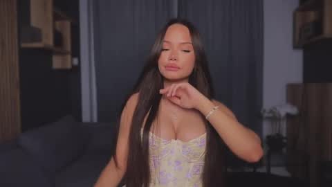Snapshot of viktoria_www chatting on 25, 5, 2026 Viktoria www online show from 25, 5, 2026