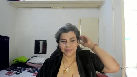 VIKY ADAMS online show from 9, 2, 2026
