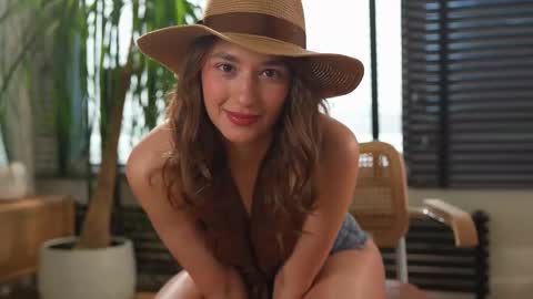 Lana online show from 11, 2, 2025