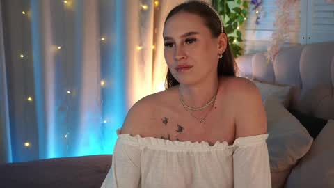 Snapshot of vimilka chatting on 15, 4, 2026 Vi online show from 15, 4, 2026