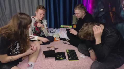 Snapshot of vince__dice chatting on 8, 2, 2025 Dimoooooon online show from 8, 2, 2025