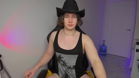 Vincent Strong online show from 8, 1, 2025