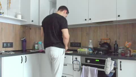 Snapshot of vincent_o chatting on 15, 1, 2025 Vincent. uncut 18cm online show from 15, 1, 2025