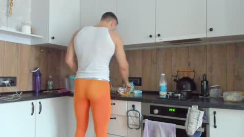 Snapshot of vincent_o chatting on 16, 1, 2025 Vincent. uncut 18cm online show from 16, 1, 2025