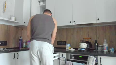 Snapshot of vincent_o chatting on 27, 1, 2025 Vincent. uncut 18cm online show from 27, 1, 2025