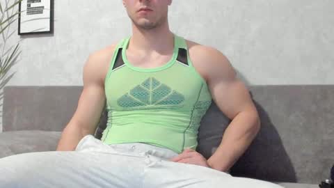 Snapshot of vincent_o chatting on 12, 2, 2025 Vincent. uncut 18cm online show from 12, 2, 2025