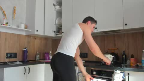 Snapshot of vincent_o chatting on 16, 2, 2025 Vincent. uncut 18cm online show from 16, 2, 2025