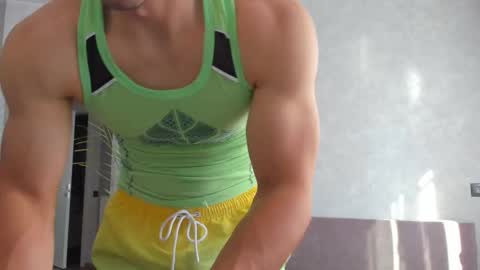 Snapshot of vincent_o chatting on 23, 9, 2025 Vincent. uncut 18cm online show from 23, 9, 2025