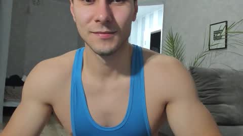 Snapshot of vincent_o chatting on 2, 12, 2025 Vincent. uncut 18cm online show from 2, 12, 2025