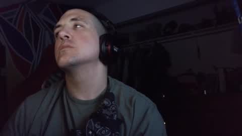 Snapshot of vineatspussnluvsit chatting on 13, 4, 2026 onlyhaveeyes4u online show from 13, 4, 2026