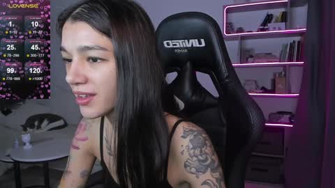 vinkitinkii online show from 30, 12, 2024