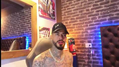 Snapshot of vinzenzrizzo chatting on 19, 9, 2025 ---Vinzen--- online show from 19, 9, 2025