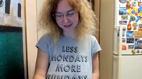 Snapshot of viodetta chatting on 26, 10, 2025 viodetta online show from 26, 10, 2025