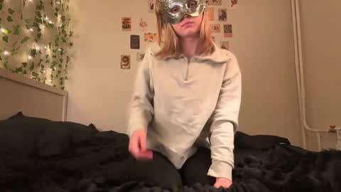 viola_blonde online show from 7, 10, 2025