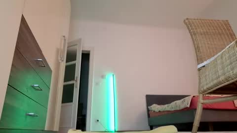 Snapshot of violahoney chatting on 15, 12, 2024 Viola online show from 15, 12, 2024