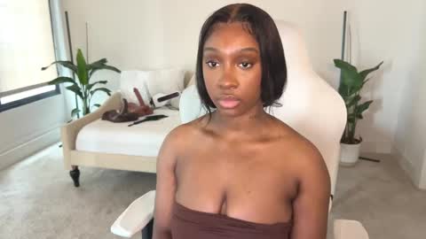 Fantasy Black Girl online show from 11, 2, 2025