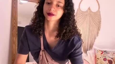 Snapshot of violet__15 chatting on 10, 2, 2026 violet__15 online show from 10, 2, 2026