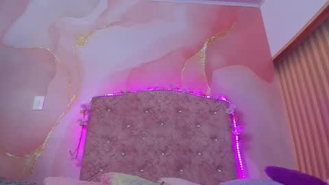 violet__taylor_ online show from 19, 1, 2026