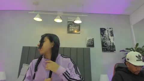 Violet and Myers online show from 20, 10, 2025