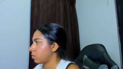 Violet and Myers online show from 4, 4, 2026