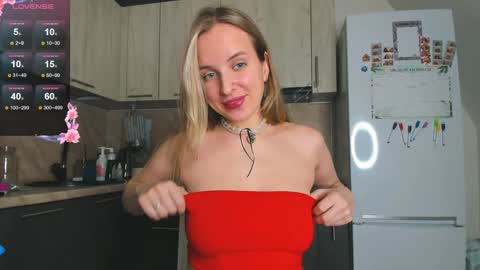 Snapshot of violet_blue_eyes chatting on 25, 1, 2025 Violet online show from 25, 1, 2025