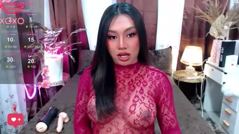 Snapshot of violet_monriets chatting on 17, 12, 2025 VIOLET online show from 17, 12, 2025