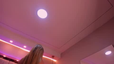 Violeta  online show from 25, 9, 2025