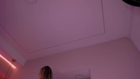 Violeta  online show from 30, 11, 2025