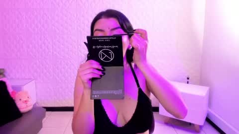 Snapshot of violeta_diazz chatting on 4, 6, 2026 online show from 4, 6, 2026