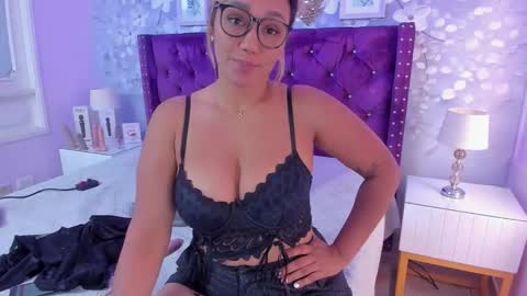 violeta_medina online show from 26, 9, 2025