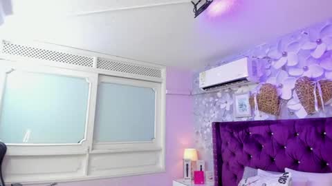 Snapshot of violeta_medina chatting on 19, 7, 2026 violeta_medina online show from 19, 7, 2026